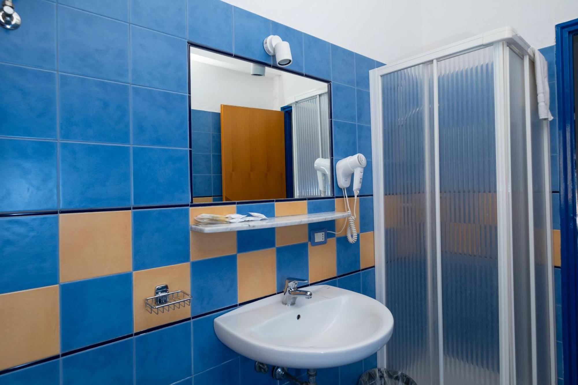 Aparthotel Oasi Azzurra Mesina Exterior foto